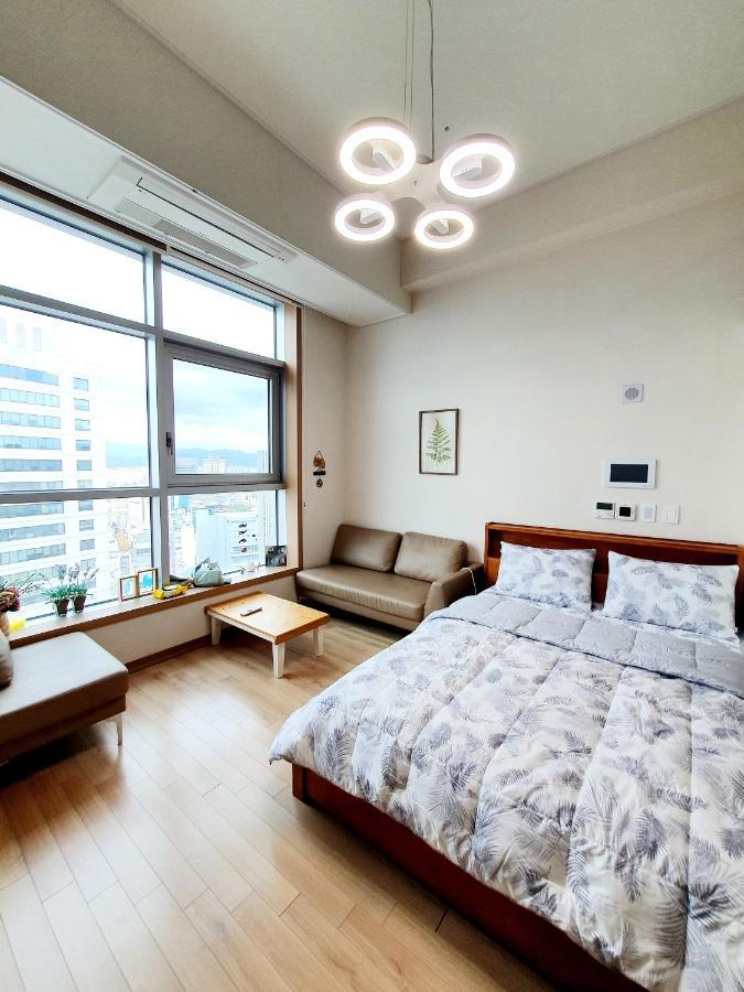Dg House Apartment Тегу Екстериор снимка
