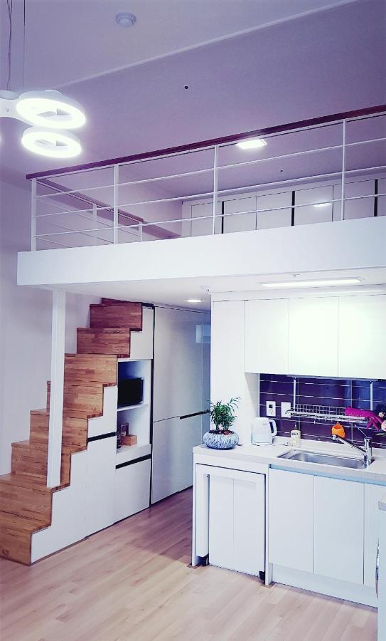 Dg House Apartment Тегу Екстериор снимка